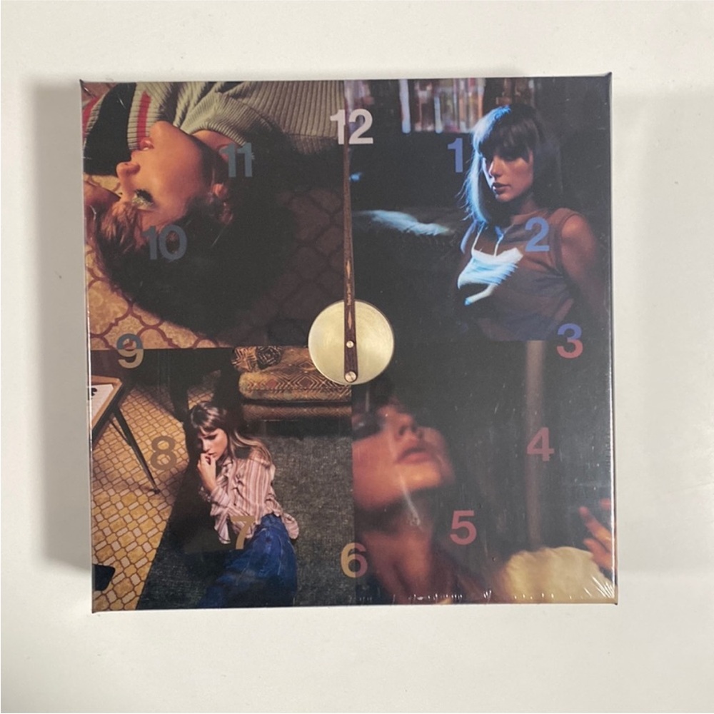 SEALED NEW Taylor Swift Midnights Clock Puzzle